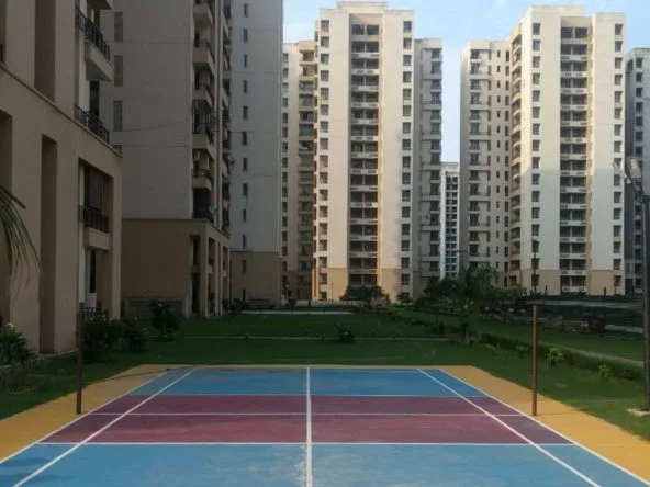 jaypee-greens-kosmos-playing-area
