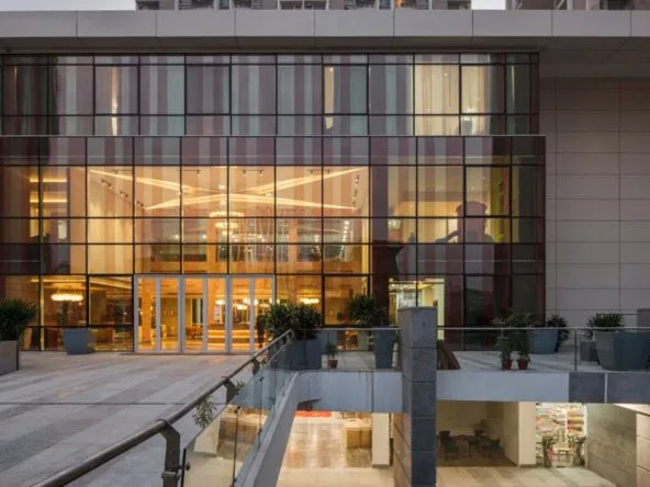 cleo-county-deck-area