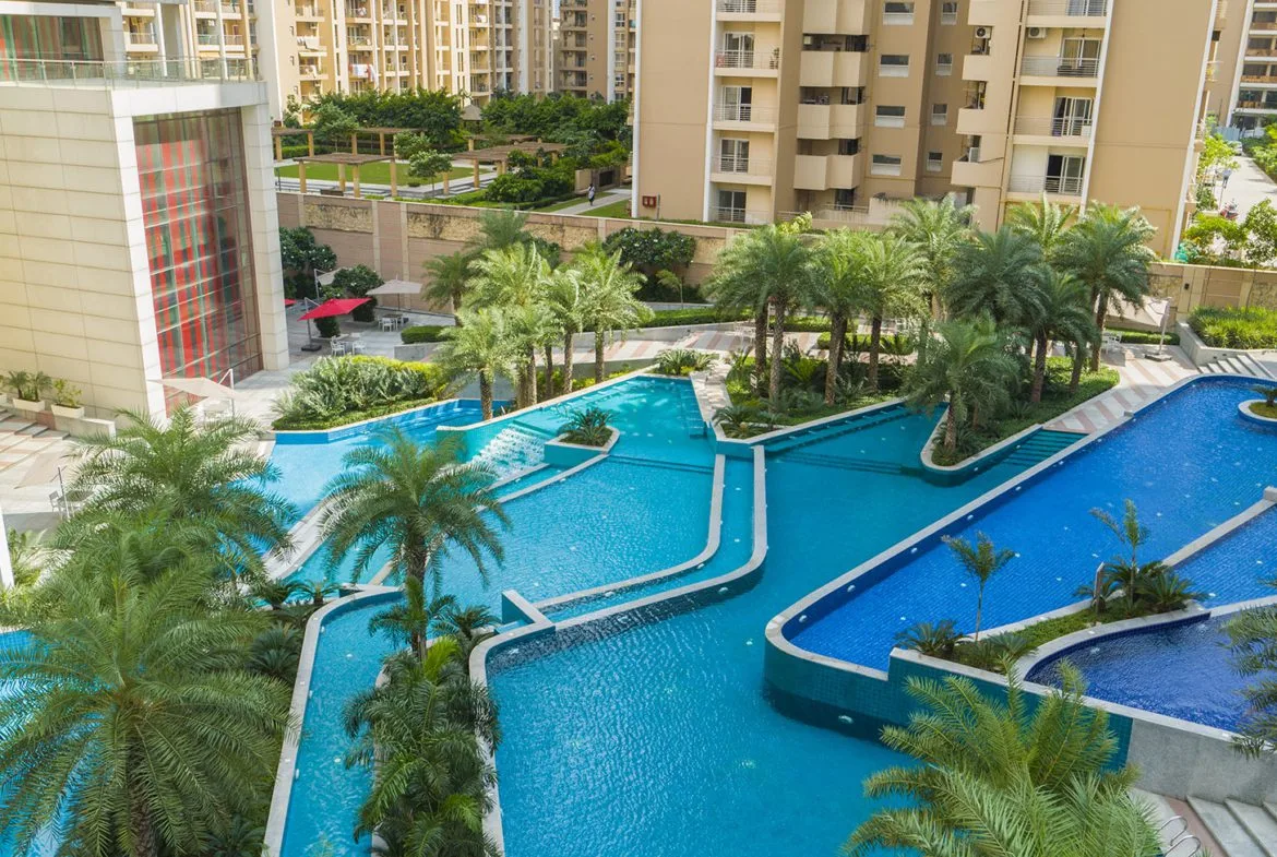 cleo-county-swimming-pool