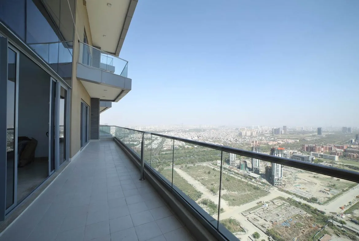 supertech-supernova-apartment