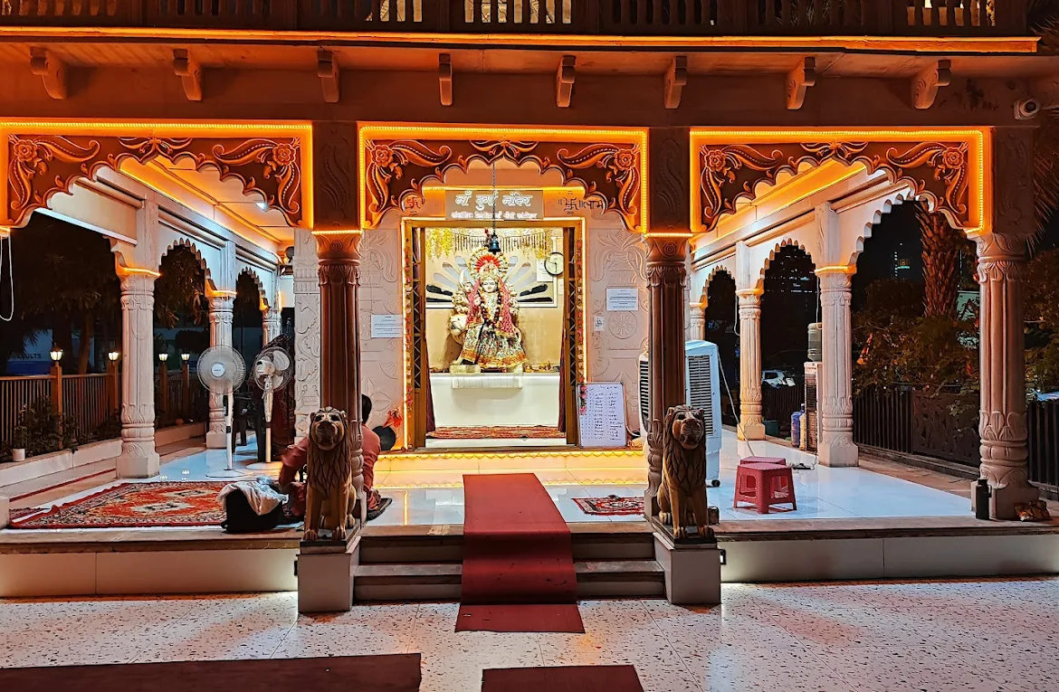 ajnara-daffodil-mandir