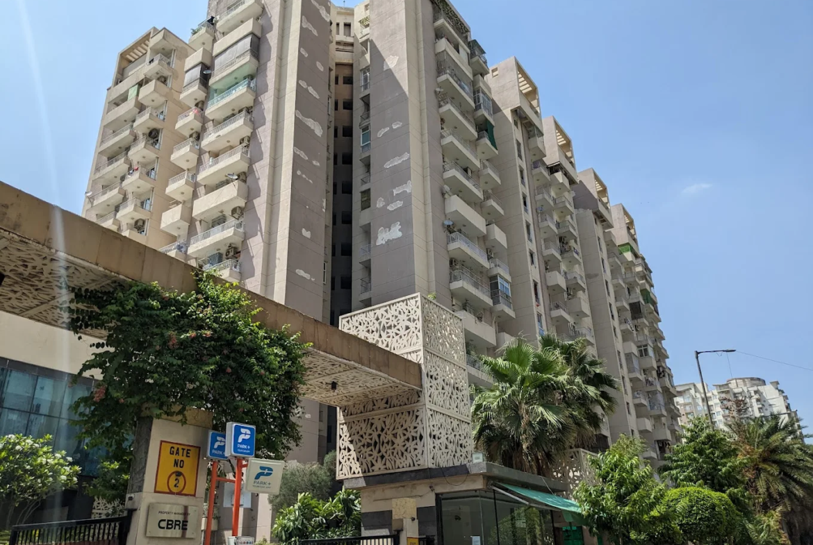 ajnara-daffodil-sector-137-noida