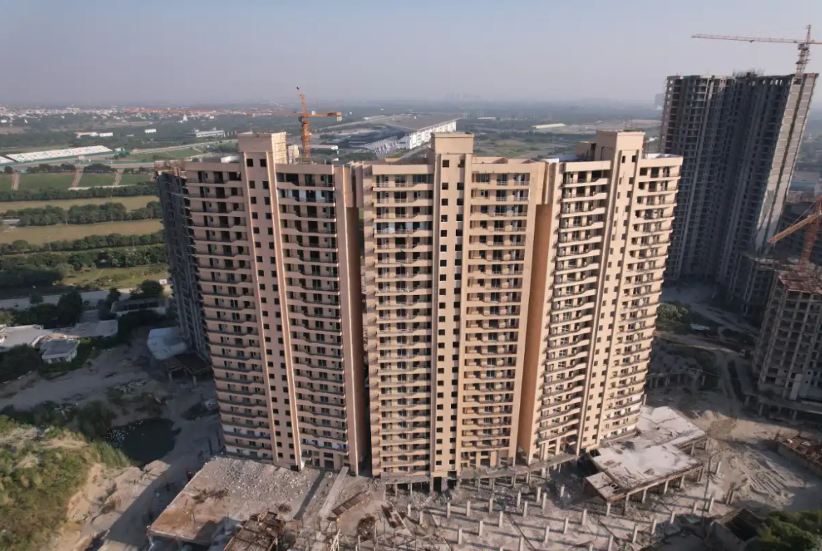 solitairian-city-yamuna-expressway