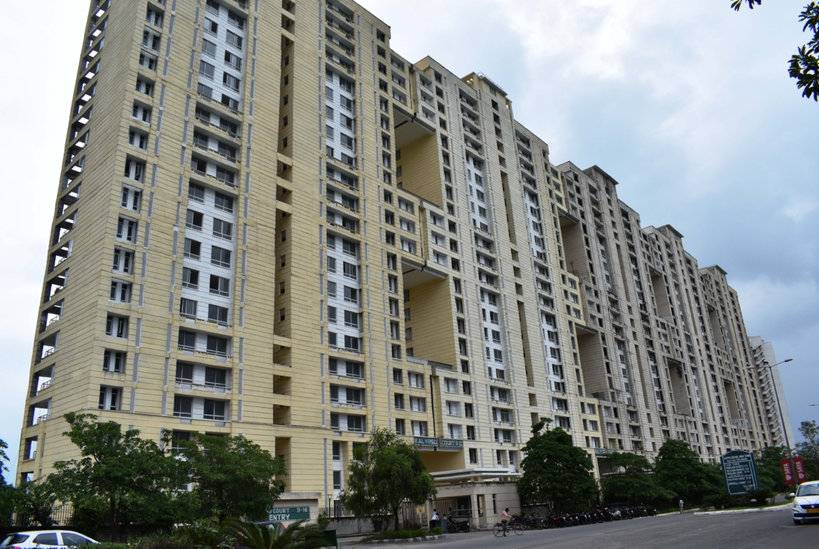 jaypee-greens-pavilion-heights-apartment