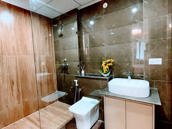 ska-orion-bathroom